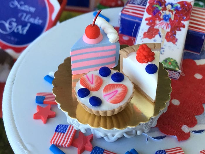 4th of july miniature pastries