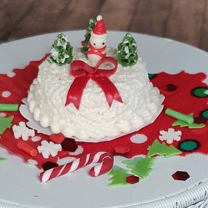 white snowman christmas cake, miniatures