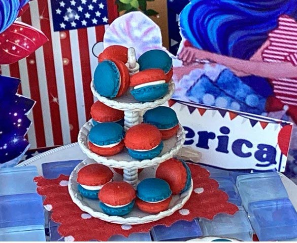 patriotic and delightful macarons