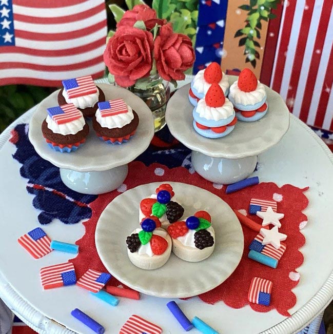 scrumptious cakes and tarts